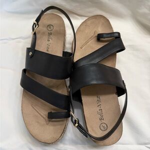 Bella Vita Black Strappy Sandals
